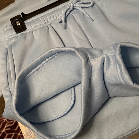 SET!! Disney Stitch Blue Island Vibes Tee and shorts set S/M Juniors - Picture 12 of 13